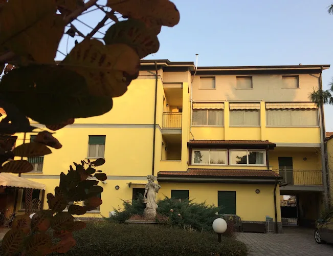 Casa Albergo Villa Enrica - Lungavilla