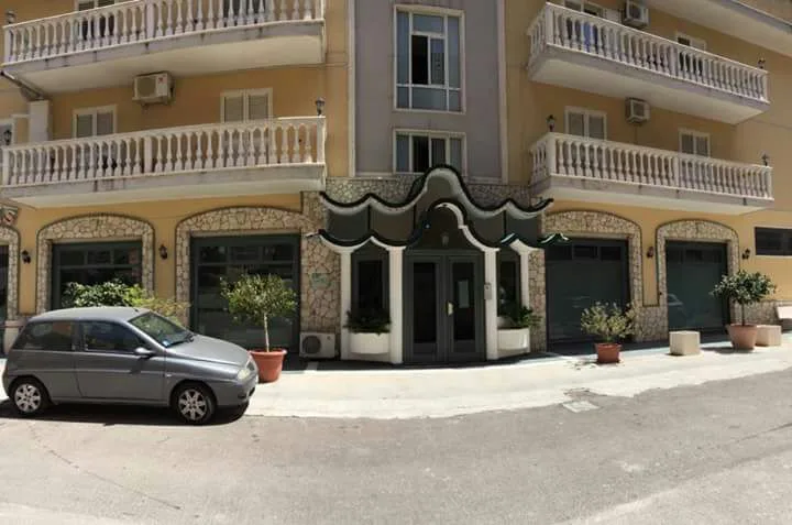 Casa Di Riposo ”Casa Serena” - San Cataldo