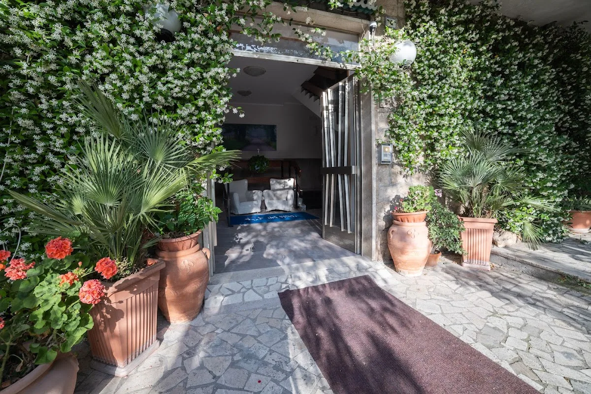 Casa di Riposo Giovanni Paolo II - Poggio Moiano - Foto 2