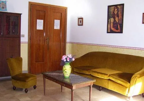 CASA DI RIPOSO LA PERLA W.I.S.S. sas di VACCARO MARIA ANNA - Palermo - Foto 2