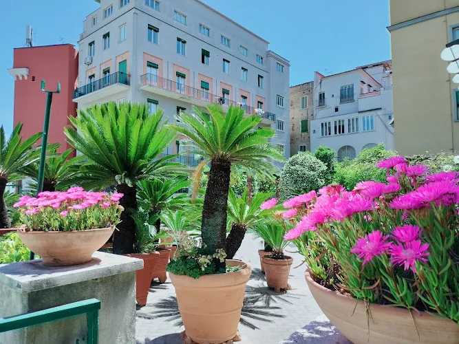 Casa di Riposo Piccole Ancelle di Cristo Re - Naples