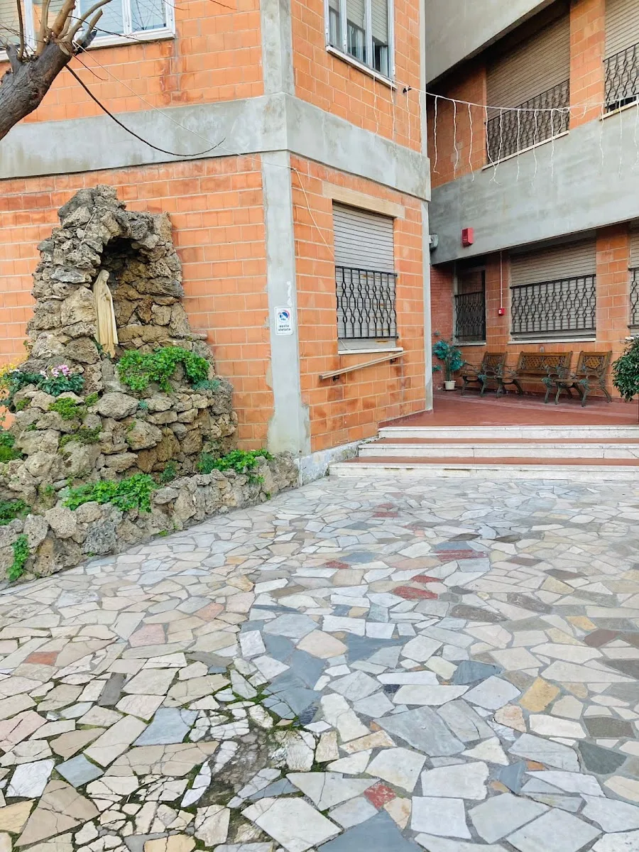Casa di Riposo Santo Volto - Montesilvano - Foto 2