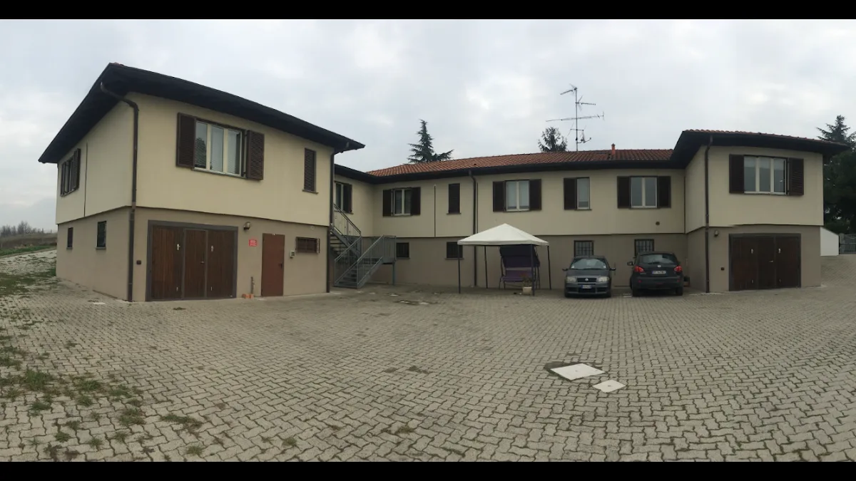 Casa Famiglia TERZA ETÀ - Casteggio - Foto 2