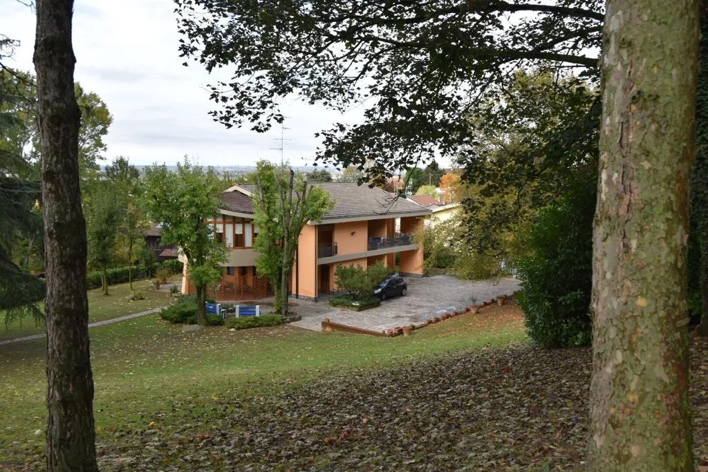 Casa Famiglia Villa Park L'Isola Che Non C'E' - Broni - Foto 4
