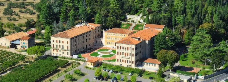 Centro di Servizi "Sacro Cuore" - Istituto Sorelle della Misericordia - Mezzane di Sotto