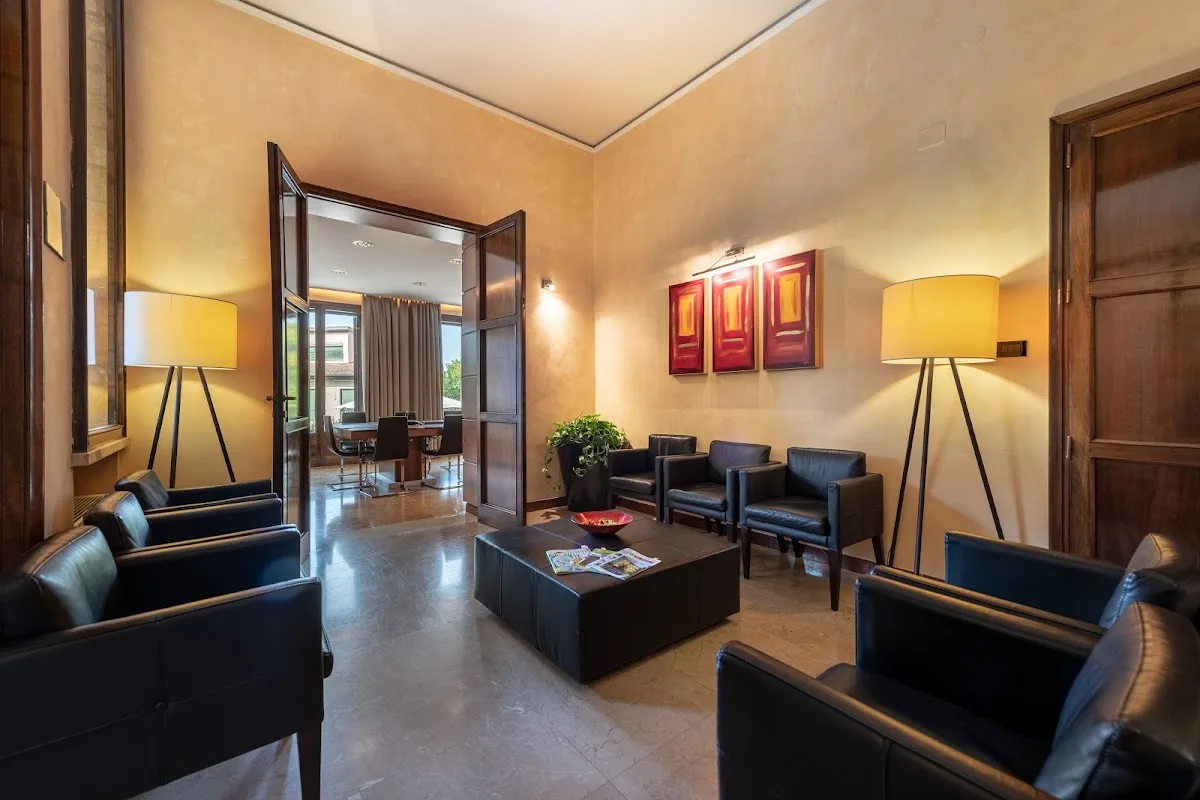 Gruppo La Villa - Residenze per anziani e categorie fragili - Florence - Foto 2