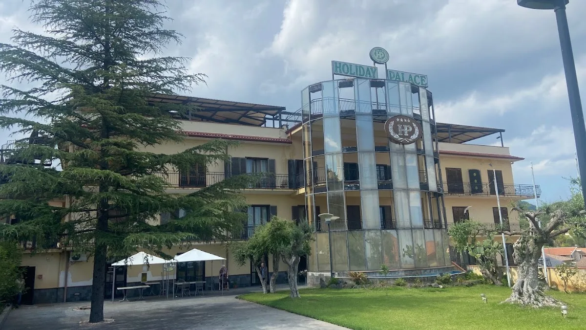 Holiday Palace - Nicolosi