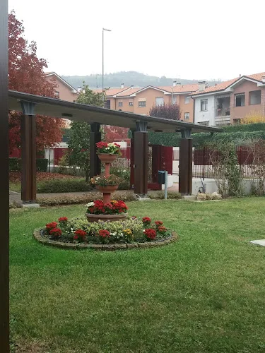 House Resting Holy Family - Pianoro