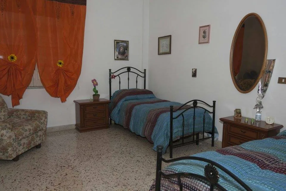 LA VILLETTA SRLS - Palermo - Foto 2