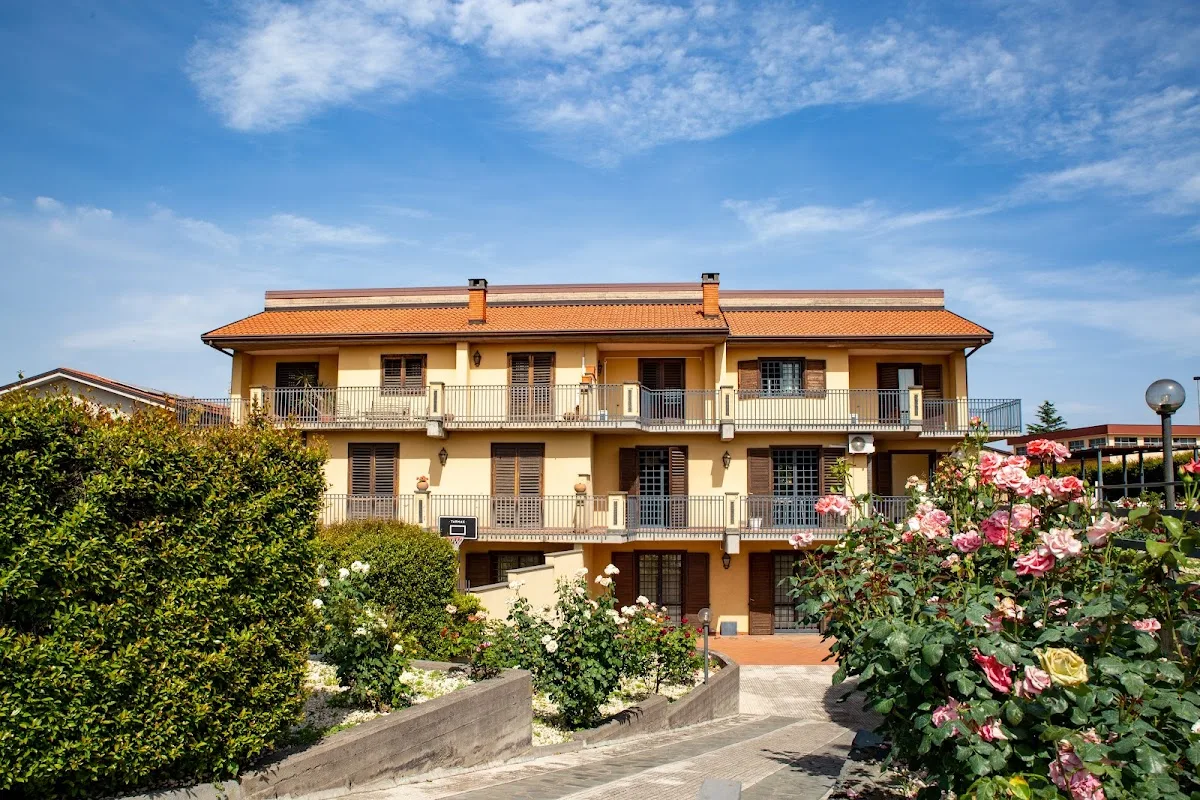 RESIDENZA ANZIANI villa delle rose - San Gregorio di Catania - Foto 2