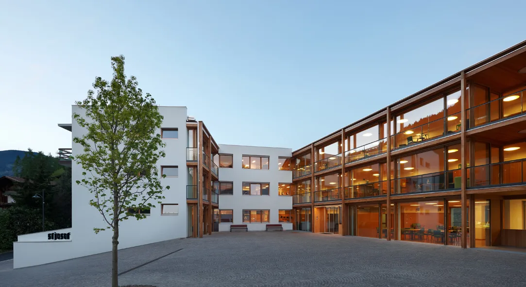 Seniorenheim Lorenzerhof - Lana
