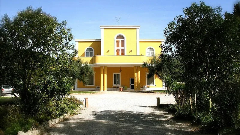 Villa Iris Villa Iris Residenze Socio Sanitarie Per Anziani - Trepuzzi